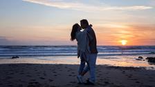 «Je ne sais pas ce qui m’a pris» : Ana, 41 ans, et ce baiser d’un soir qui a agi comme un révélateur