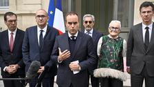 Un «abat-jour» ? Un faux pas ? Pourquoi la tenue de la ministre Françoise Gatel au lendemain du 17 octobre fait-elle polémique ?