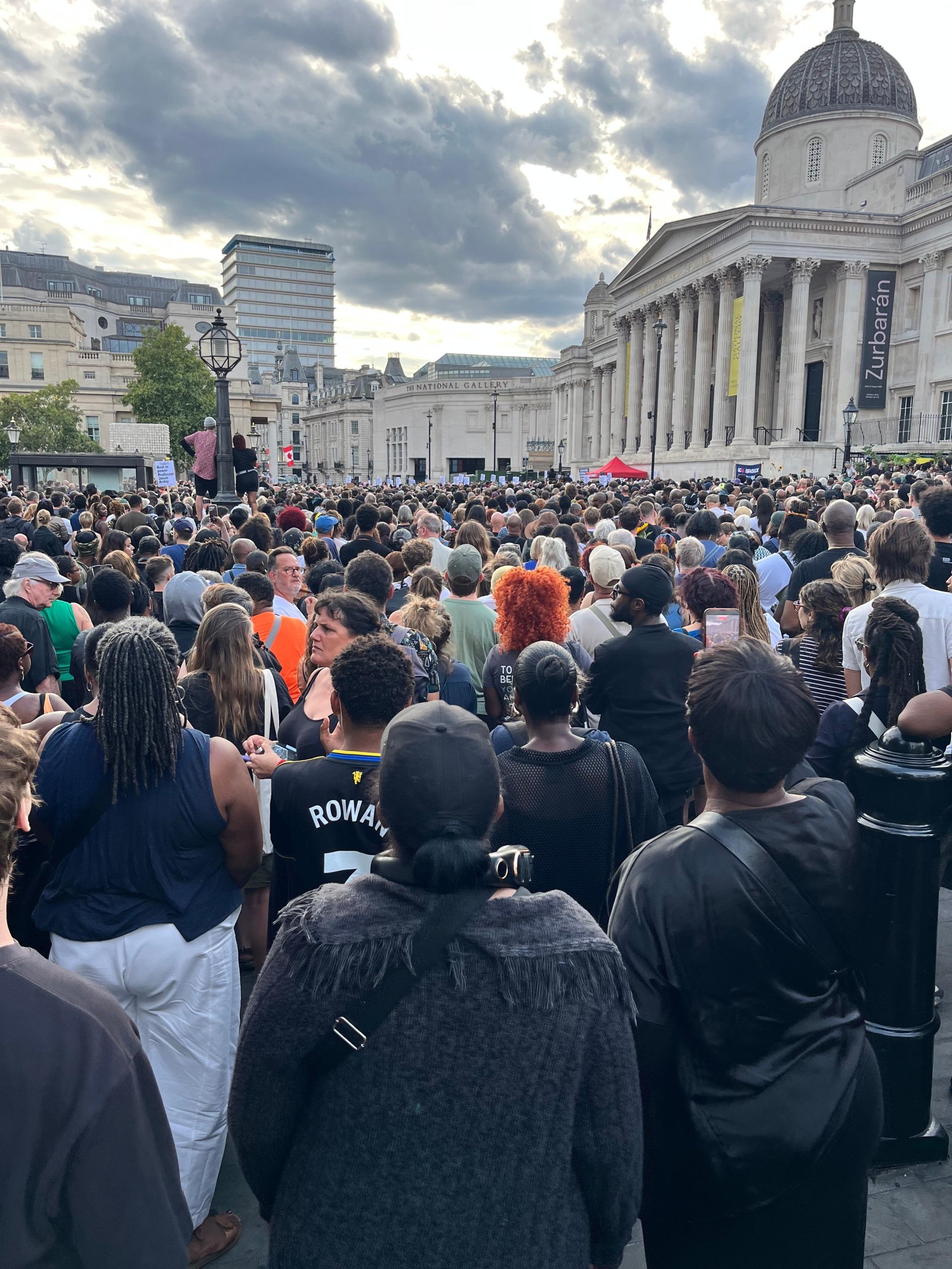 Mort de Jason Arday : un hommage rendu à Londres après le décès tragique du plus jeune professeur noir de Cambridge
