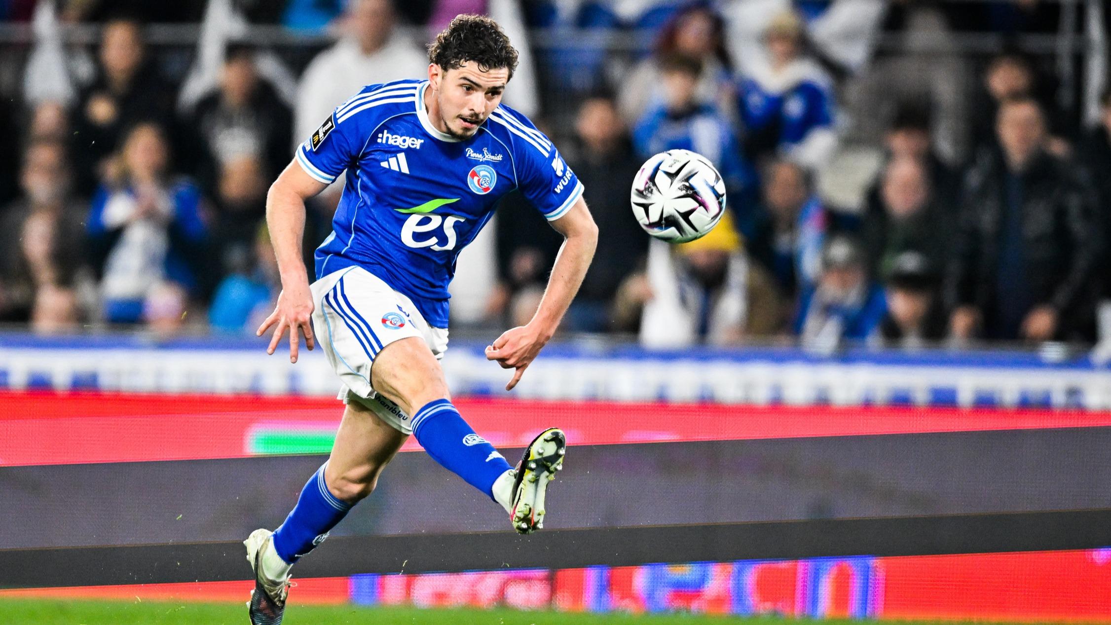 EN DIRECT - Strasbourg-Reims : le Racing favori pour une place en demi-finale de la Coupe de France