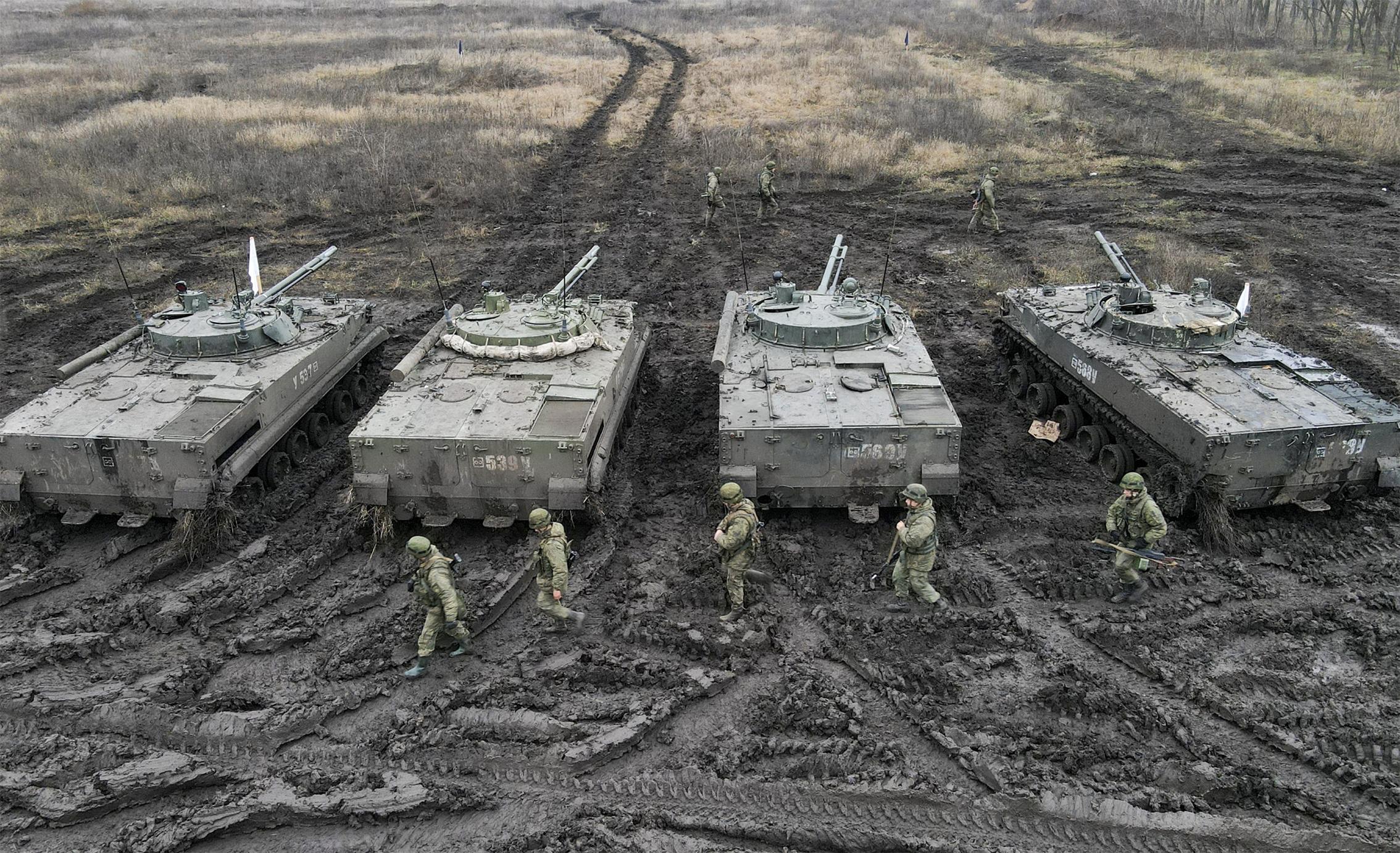En trois cartes, les scénarios possibles d'une attaque de l'Ukraine par la Russie thumbnail