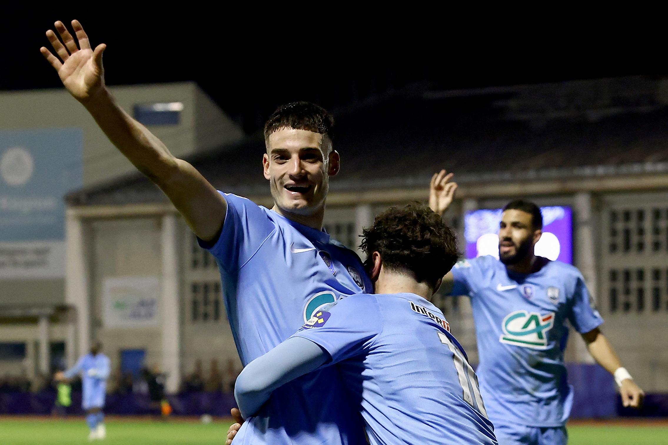 Coupe de France : immense exploit pour Le Puy, Nice a eu chaud, Lyon et Nantes assurent... Les résultats des 32es de finale