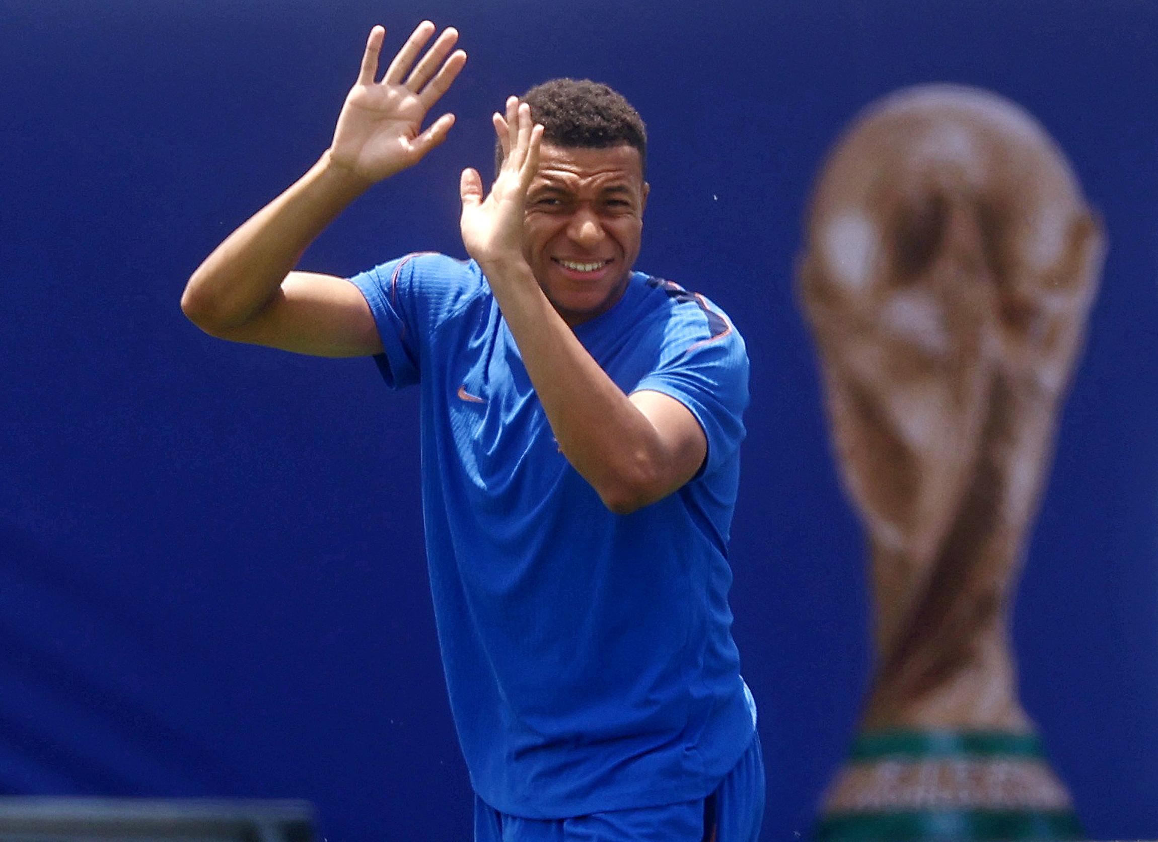 EN DIRECT - Coupe du monde 2026 : jour de demi-finale pour les Bleus, «le match le plus important» pour Lamine Yamal, un hommage dix ans après les attentats de Nice