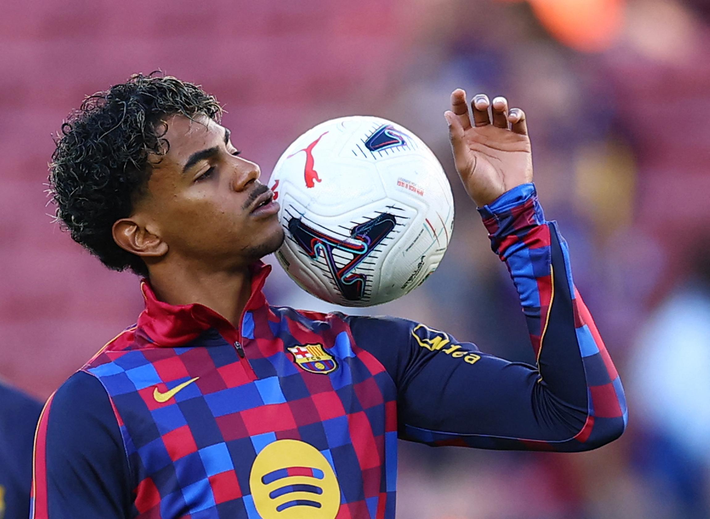 PSG-Barça : «Il est spécial, vraiment différent» : le virtuose Lamine Yamal en représentation au Parc des Princes