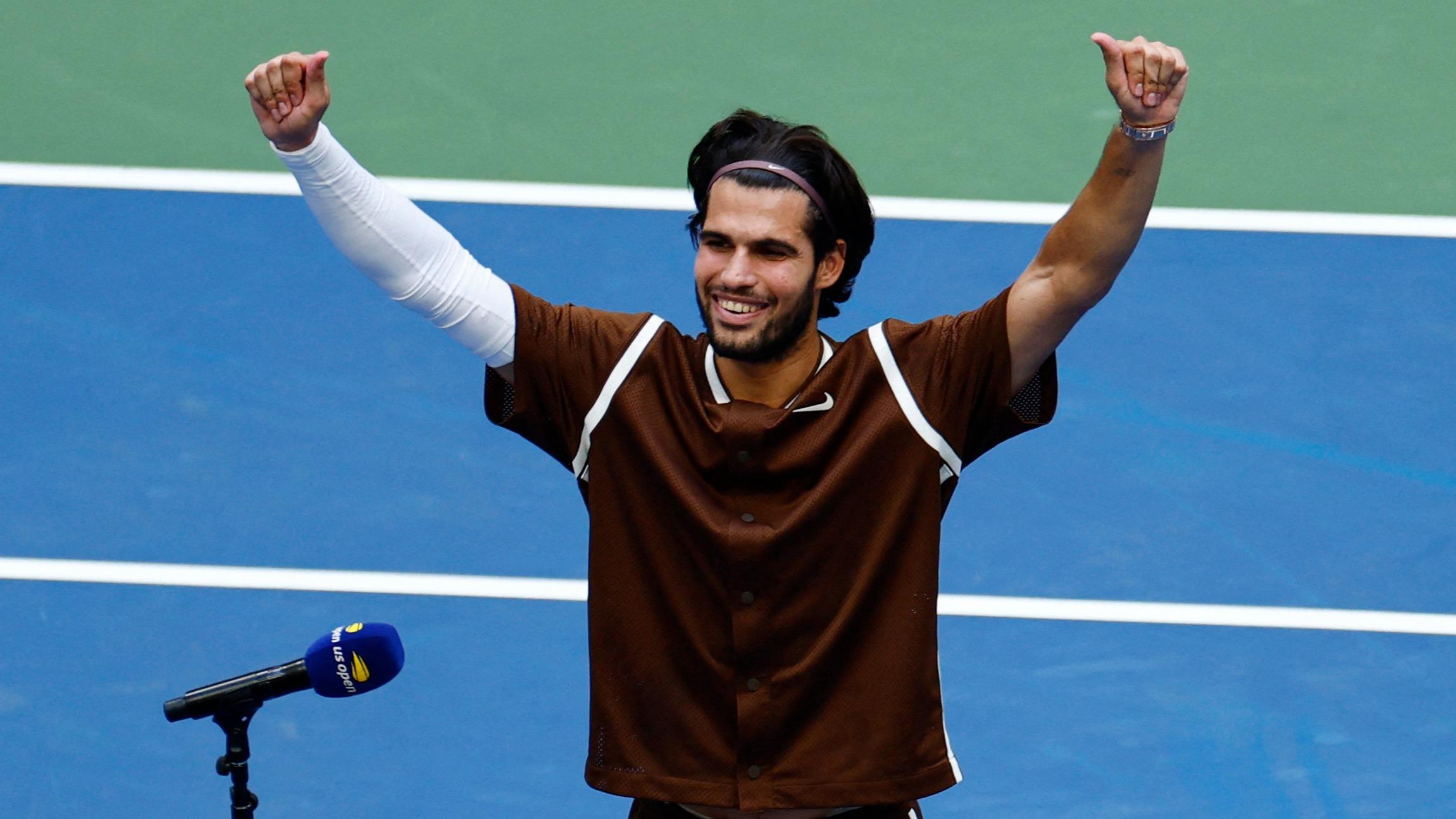US Open : avec sérieux, Carlos Alcaraz se hisse en huitièmes de finale à New York
