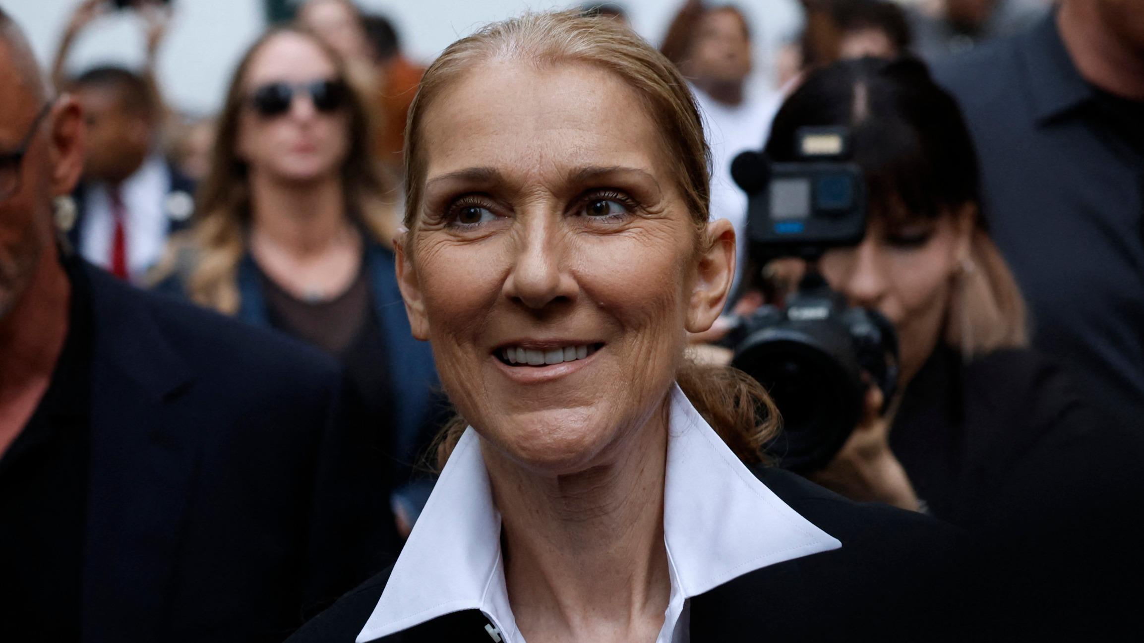 Céline Dion alerte ses fans sur les musiques clonant sa voix grâce à l’IA