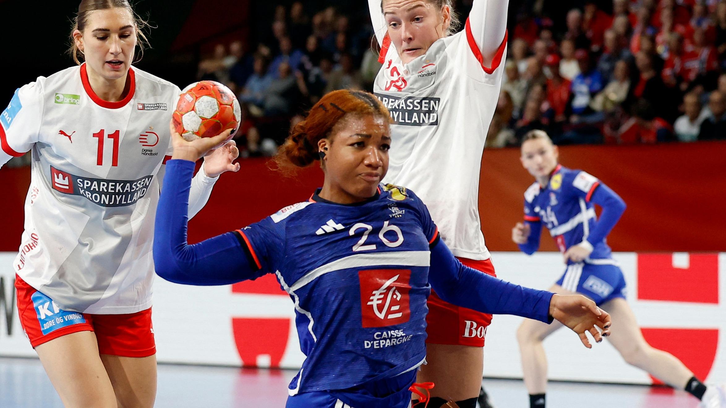 Handball : la Française Pauletta Foppa dans l’équipe-type de l’Euro