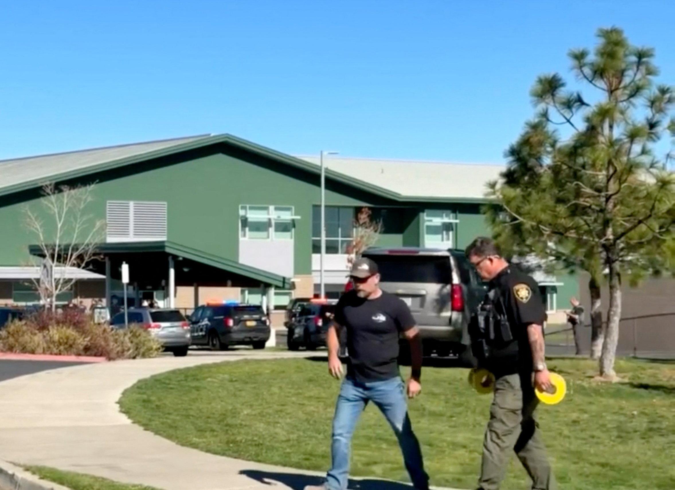 États-Unis : au moins quatre morts après une fusillade dans une école primaire de l’Oregon
