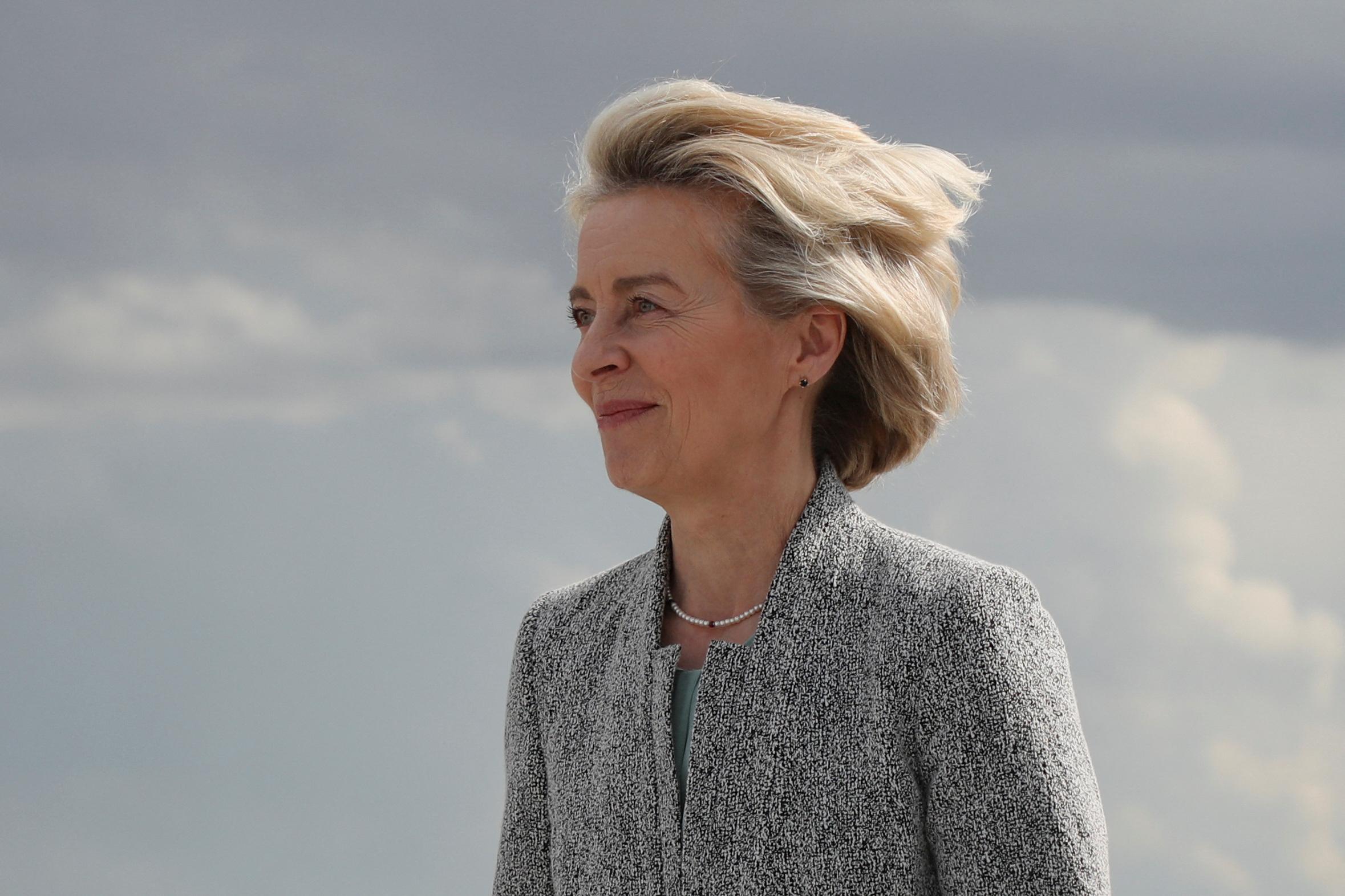 Abaisser le prix plafond sur le pétrole russe n'est plus une priorité, assure Ursula von der Leyen