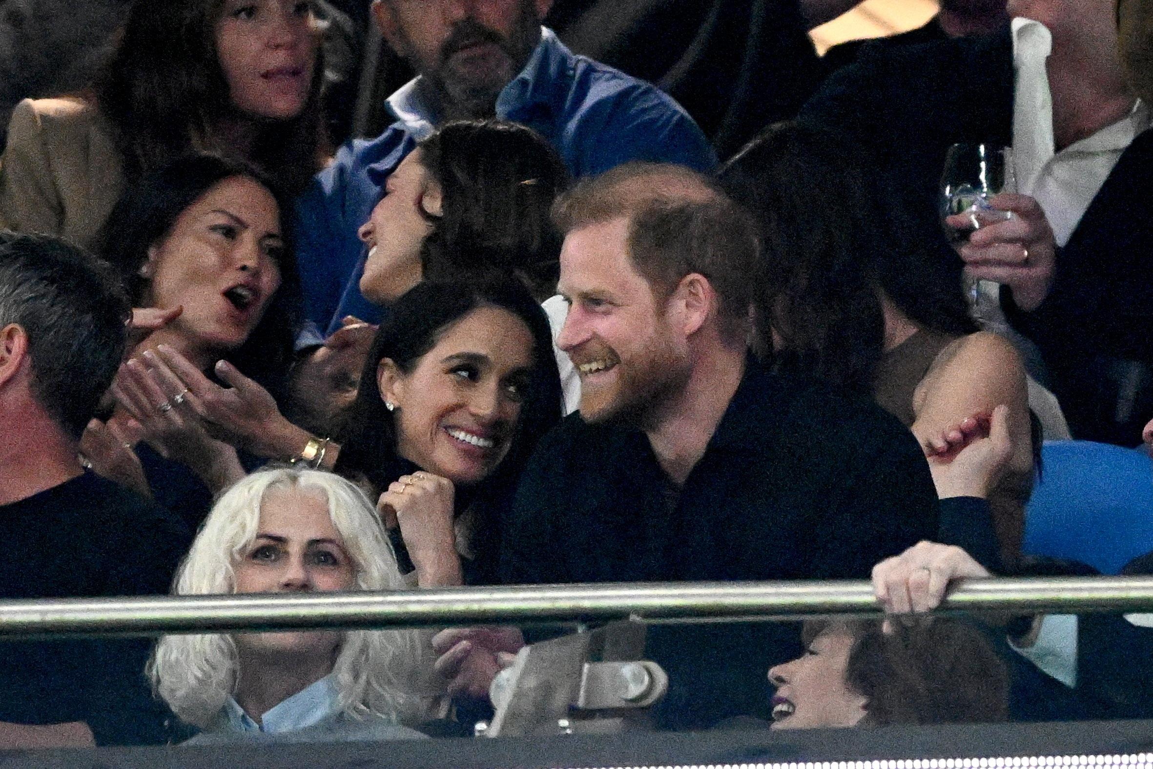 Le prince Harry et Meghan Markle préparent un film Netflix sur la guerre en Afghanistan — Cinéma & Films