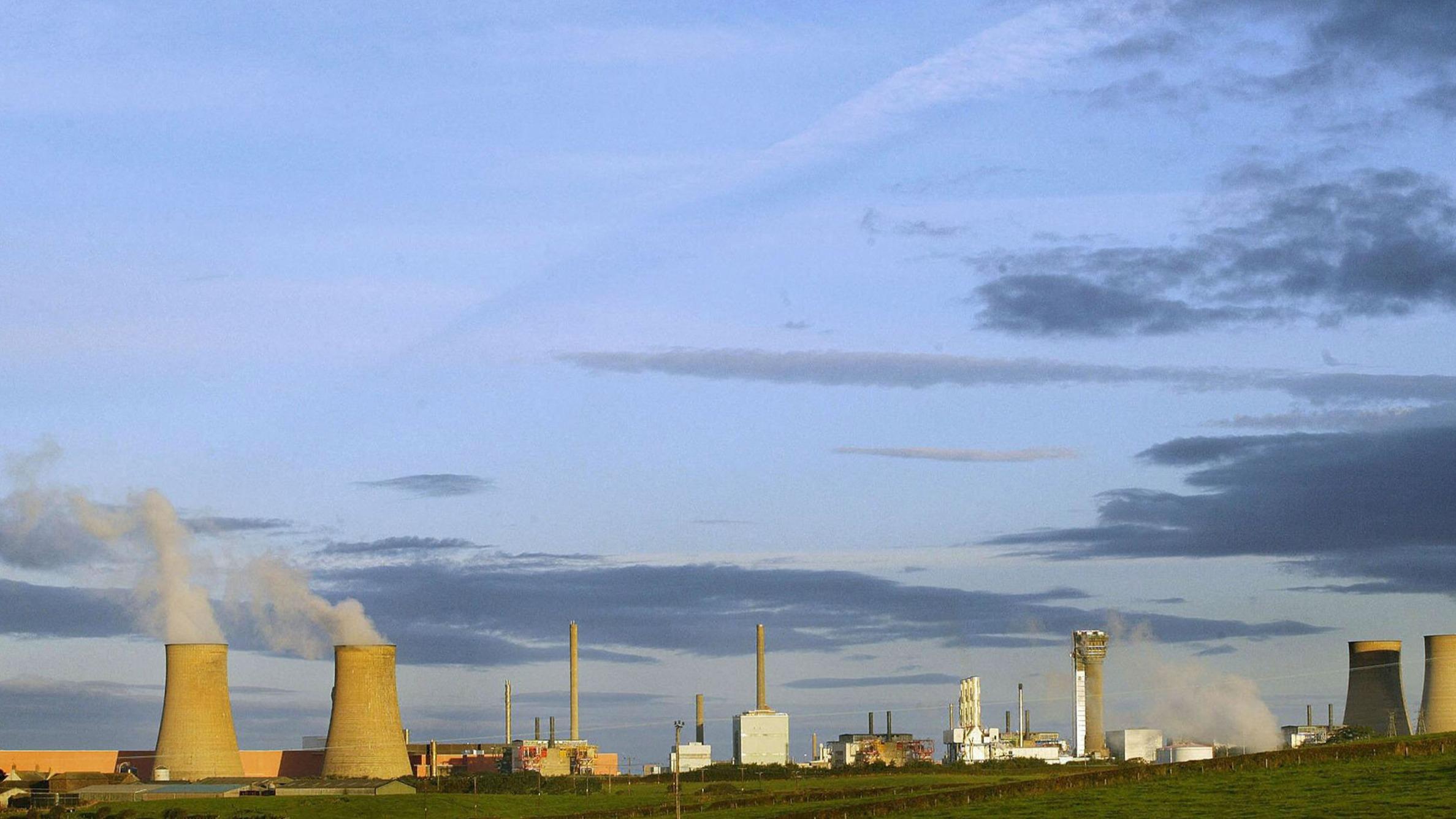 «Le bâtiment le plus dangereux du Royaume-Uni» : une fuite de liquide radioactif sur une centrale nucléaire suscite l’inquiétude