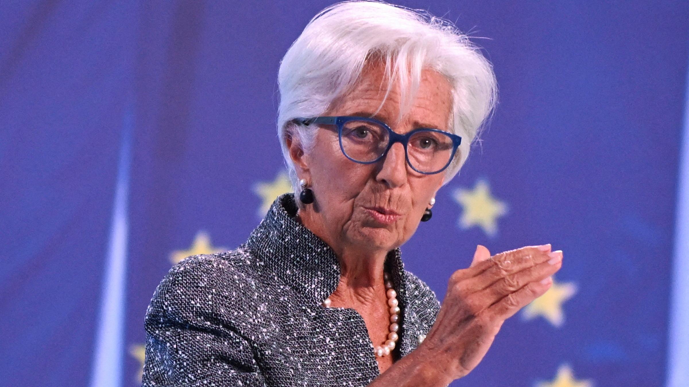 Les taux de la BCE vont continuer de baisser, prévoit Christine Lagarde