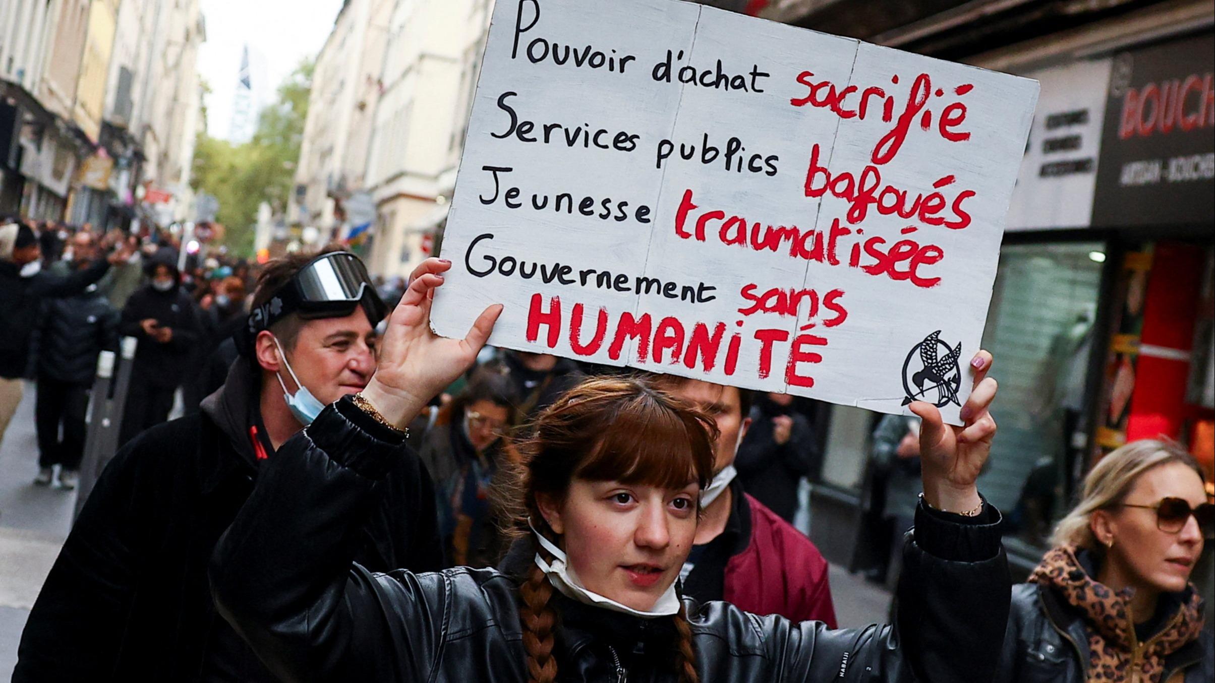 Colère des lycéens : près de deux tiers des Français souhaitent que le mouvement cesse