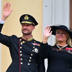 PHOTOS - Funérailles d’État d’Harald V de Norvège : invités prestigieux, procession et cérémonie... Les images fortes de l’adieu au roi