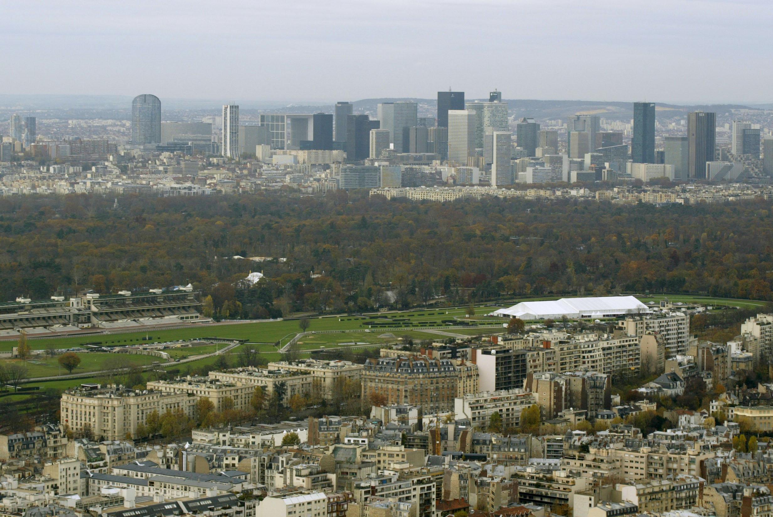 Paris: le corps d’une étudiante de 19 ans découvert enterré au bois de Boulogne