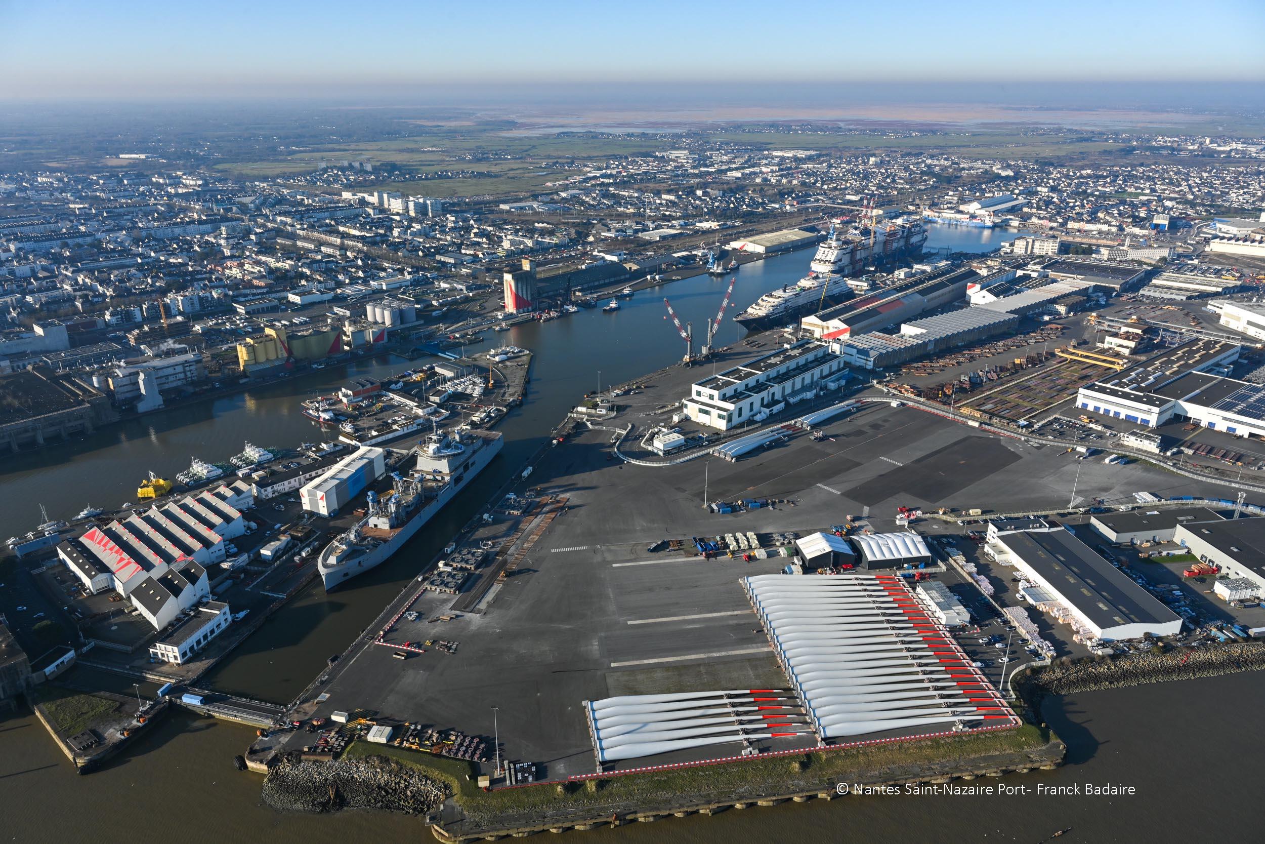 Contexte social explosif, investissement insuffisant, choix hasardeux... Les ports français à la peine face à Rotterdam et à Anvers