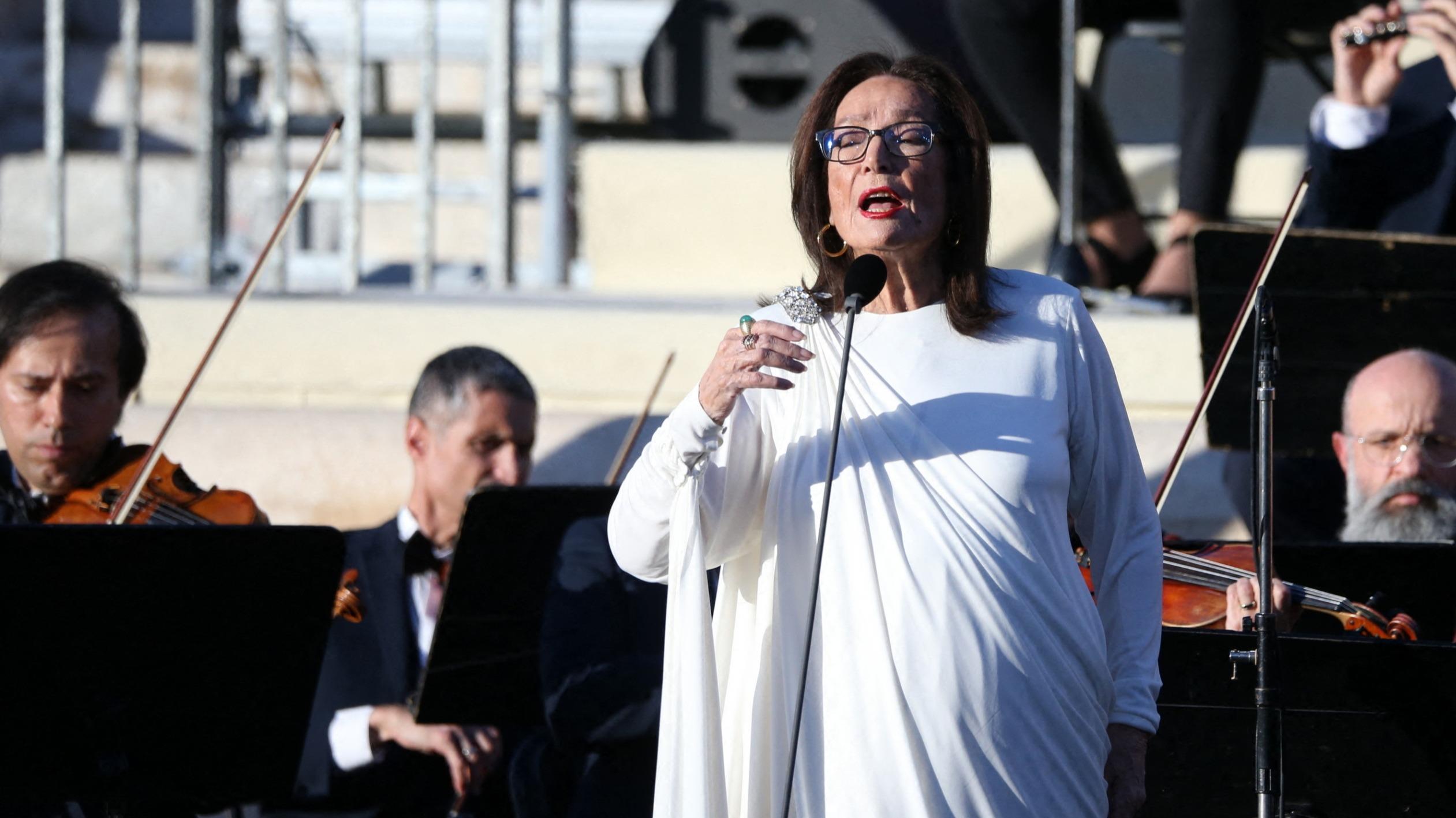 «&nbsp;Je crois que j’en ai assez fait&nbsp;»&nbsp;: Nana Mouskouri et la scène, c’est fini ou presque