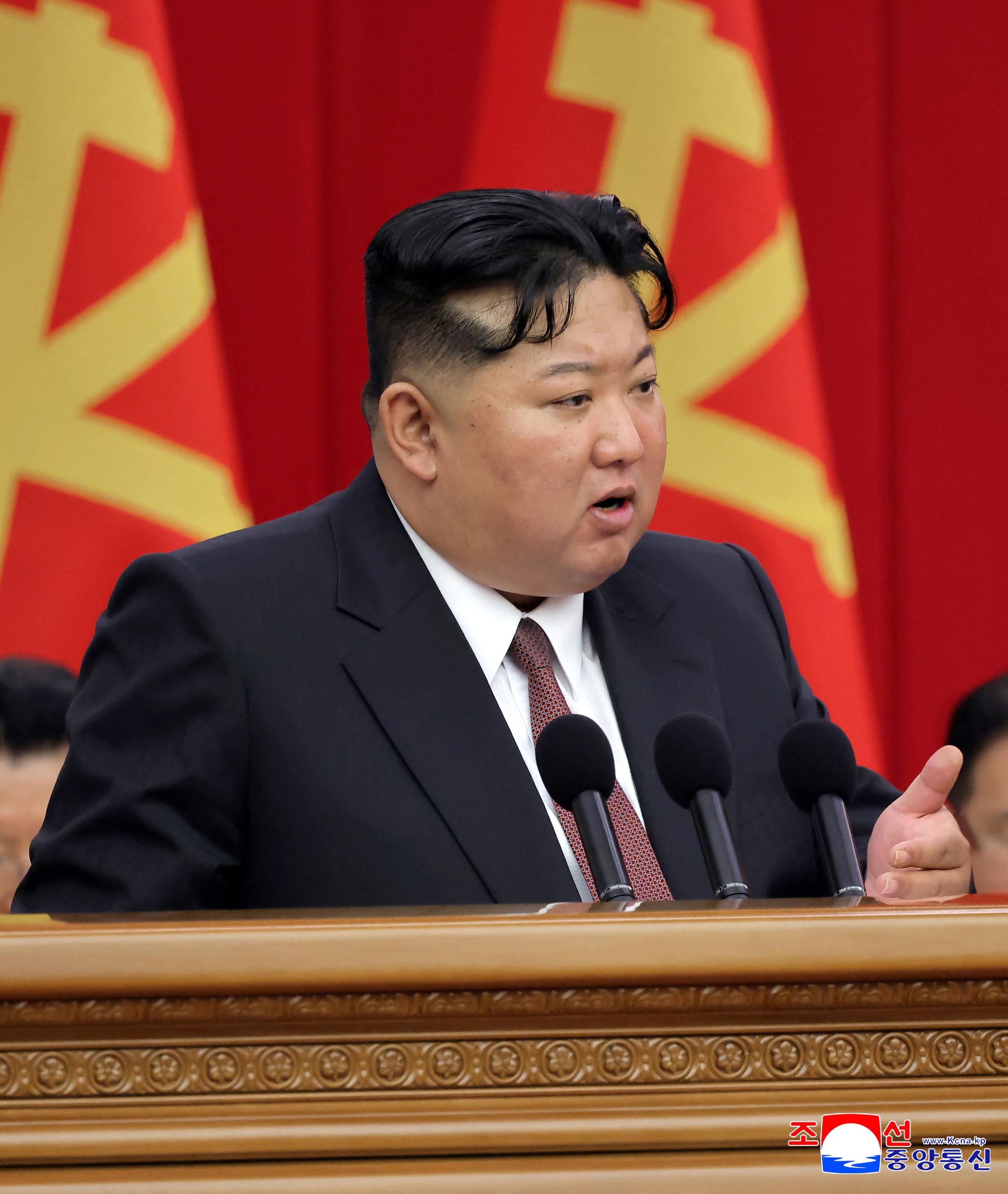 Kim Jong-un annonce que la marine nord-coréenne est en train d’être équipée d’armes nucléaires