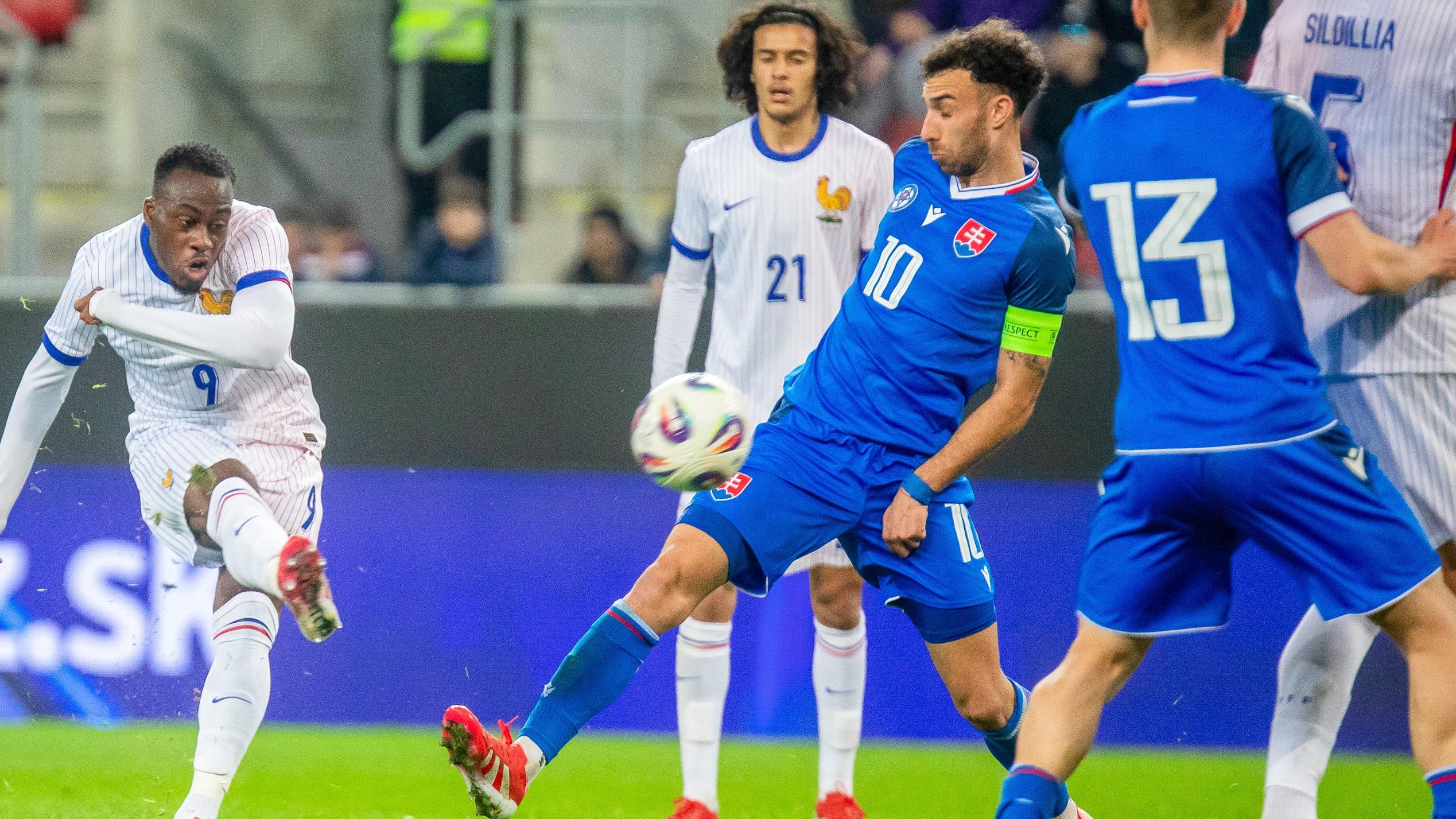 Euro de Foot espoirs : bloqués par leur club, quatre Français dont Kalimuendo n’iront pas en Slovaquie