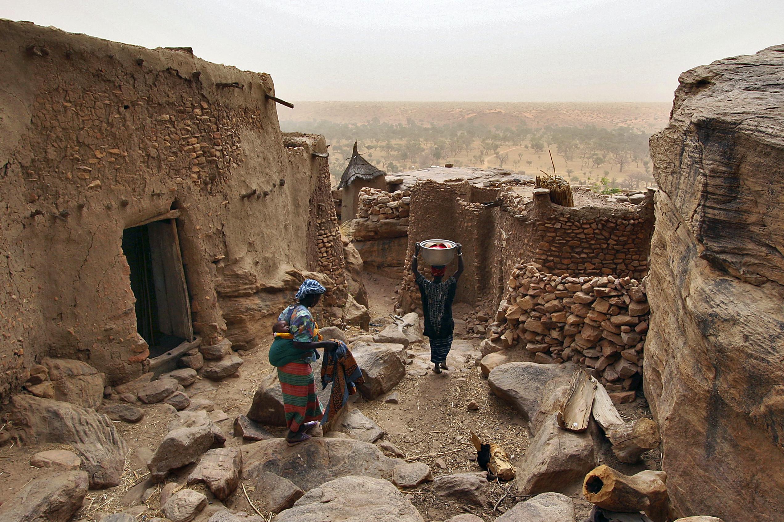Au Mali Le Patrimoine De Bandiagara Va Etre Rehabilite Par L Unesco