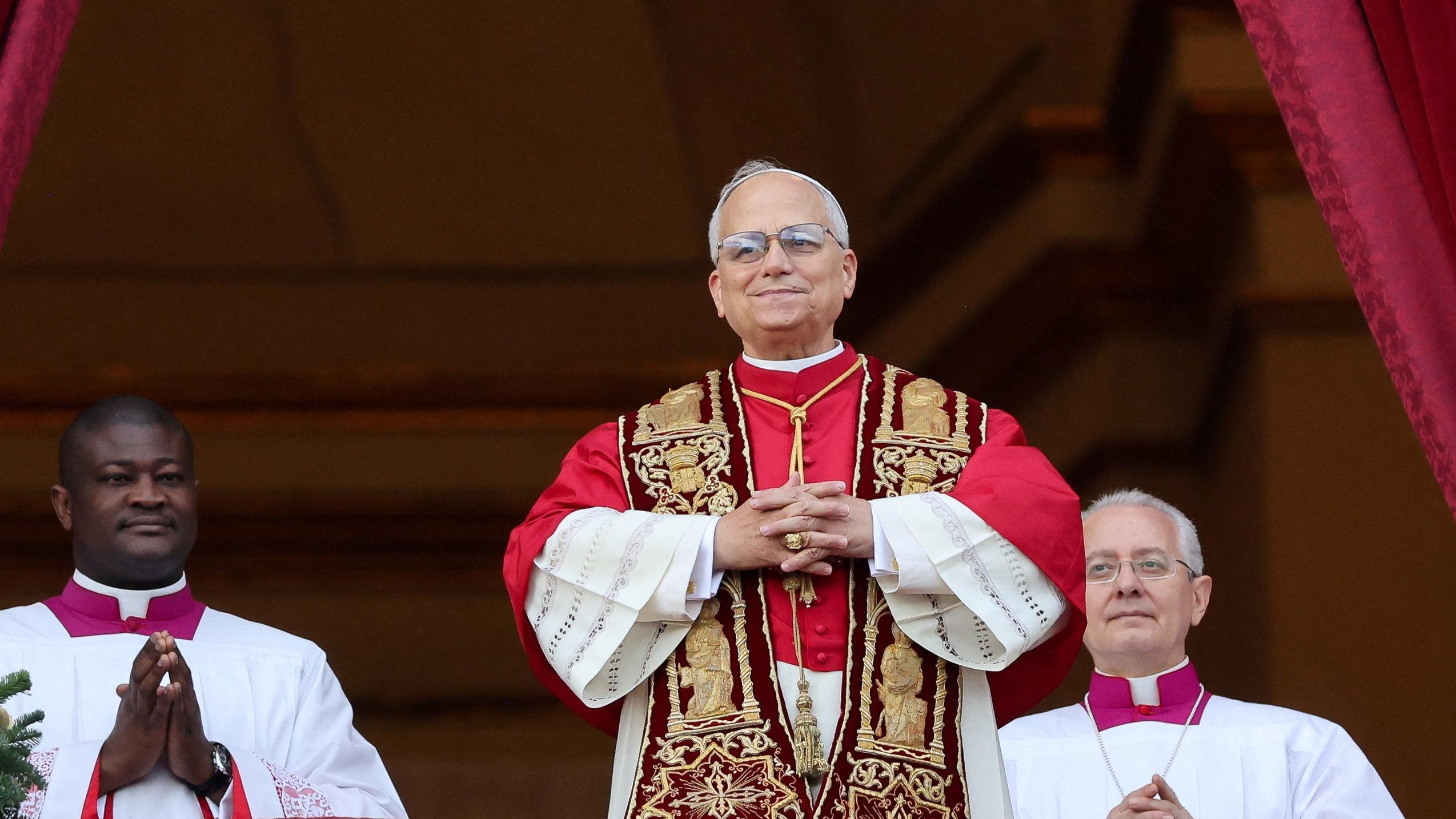 Pope Léon XIV's Christmas Message Urges Global Peace and Compassion Amid Crises