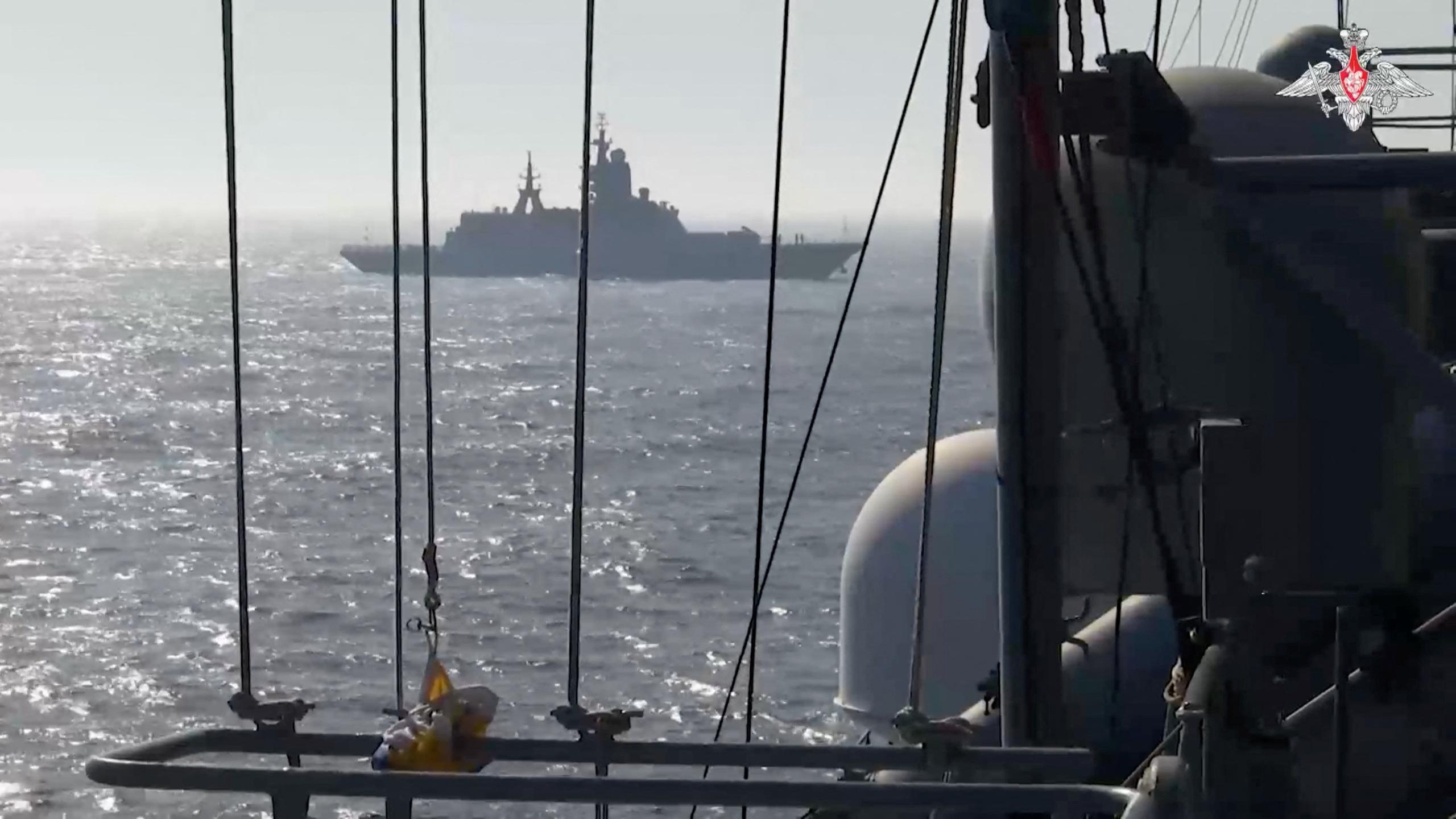 En mer Baltique, la Russie déploie ses navires de guerre pour escorter sa «flotte fantôme»