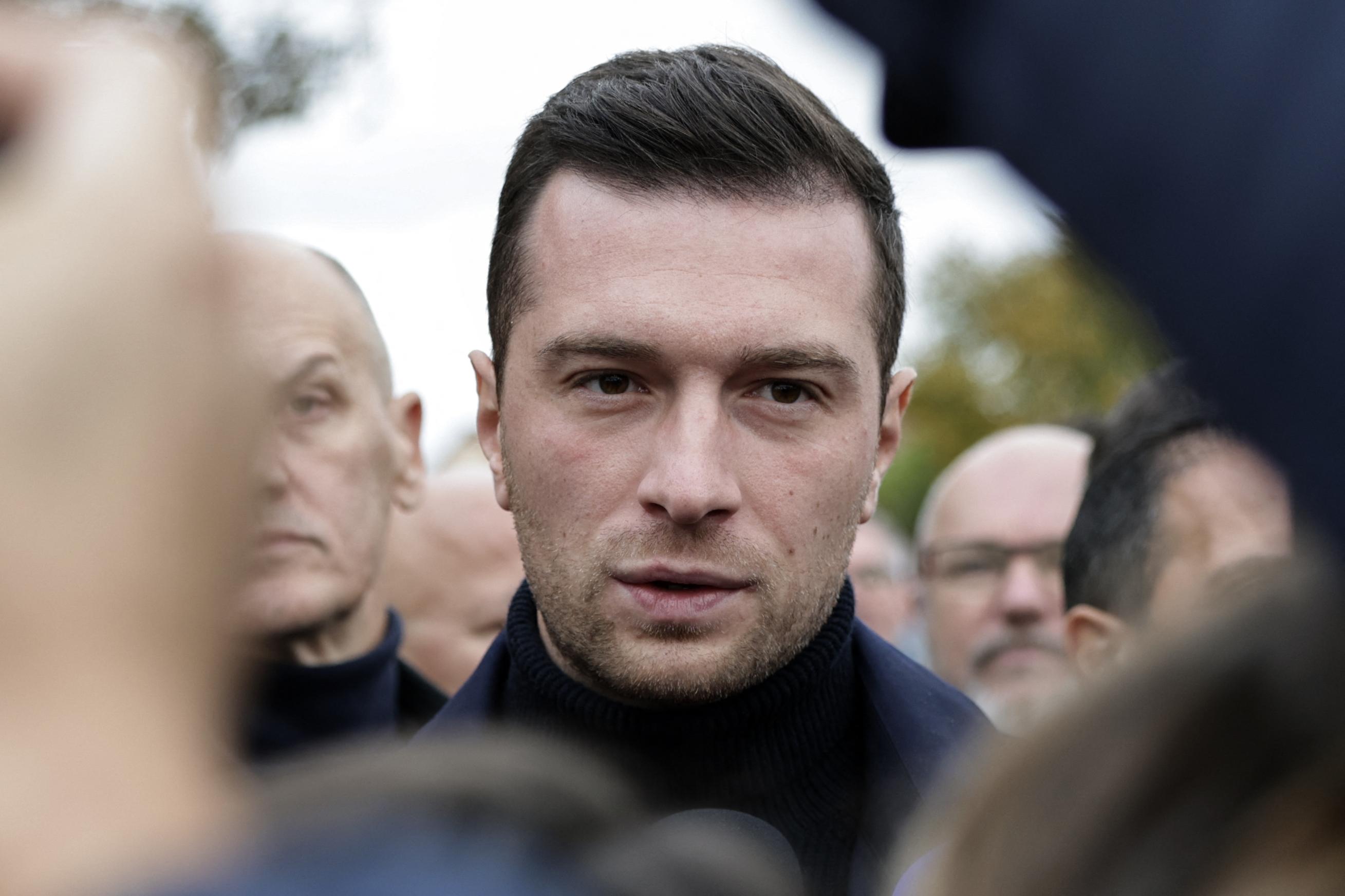 Il nuovo libro di Jordan Bardella: un tentativo di rafforzare la sua immagine pubblica in vista delle presidenziali francesi, secondo quanto riportato da Le Figaro https://www.lefigaro.fr/