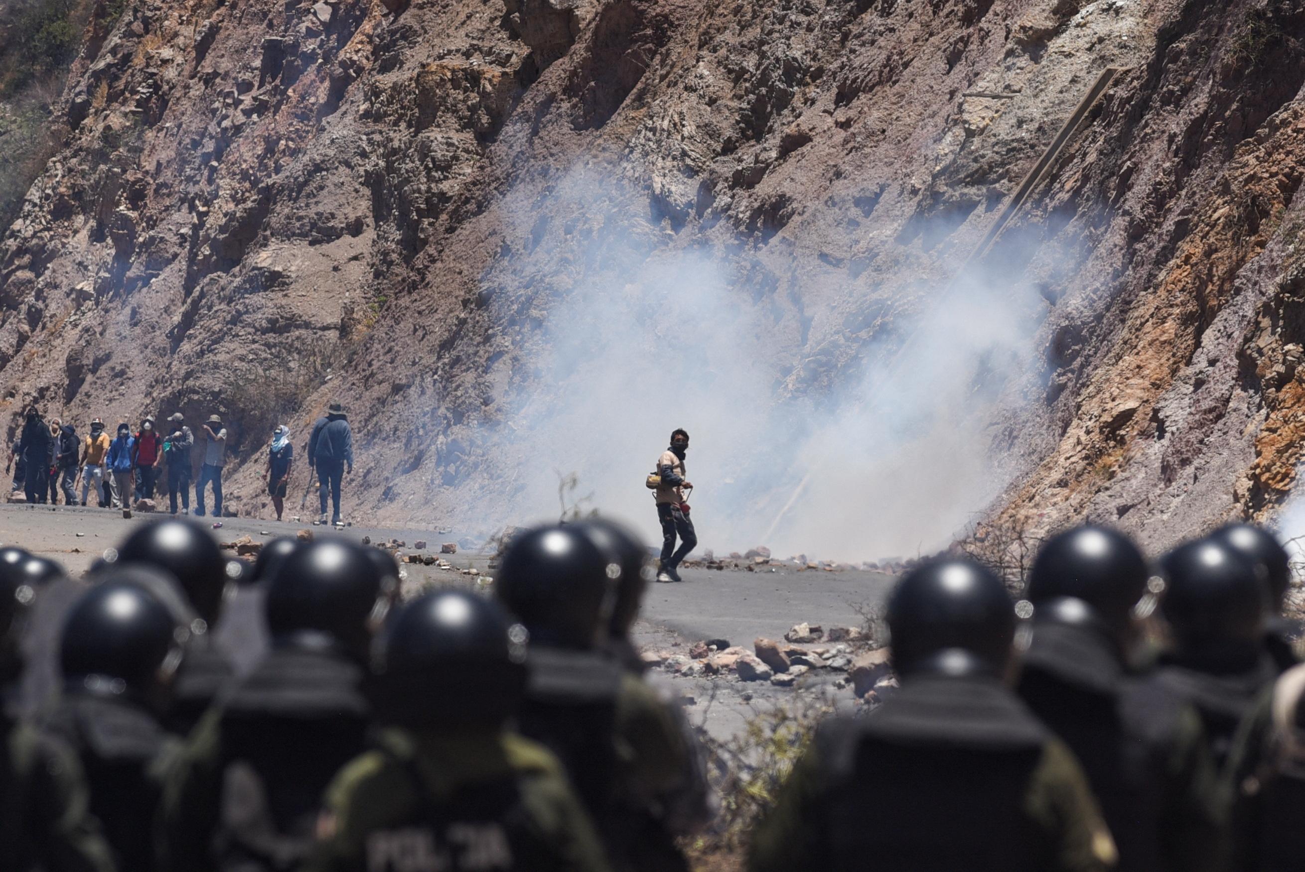 Bolivie : les partisans de l'ancien président Evo Morales prennent en otage une «vingtaine» de soldats