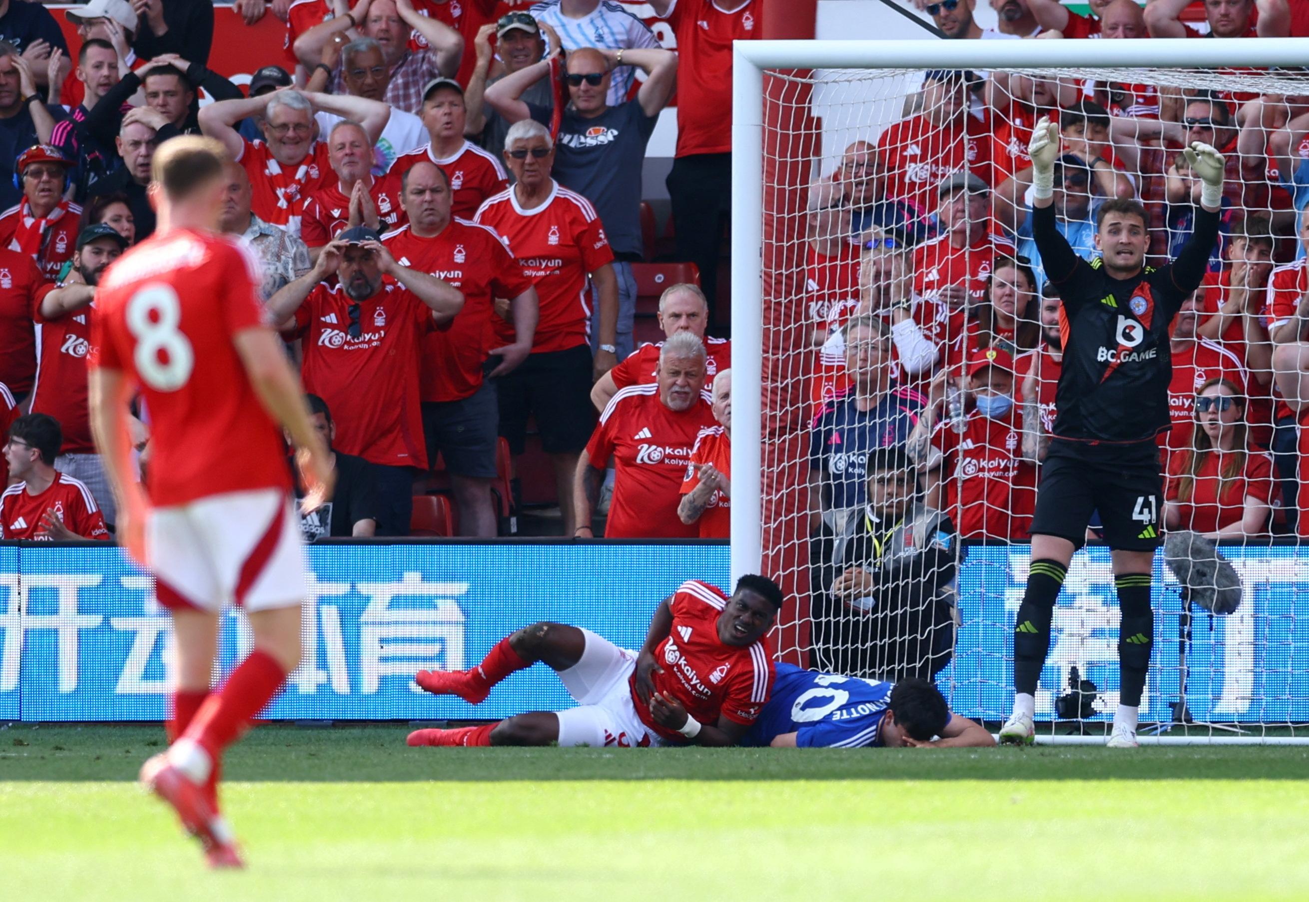 Premier League : Taiwo Awoniyi plongé dans le coma après avoir été opéré