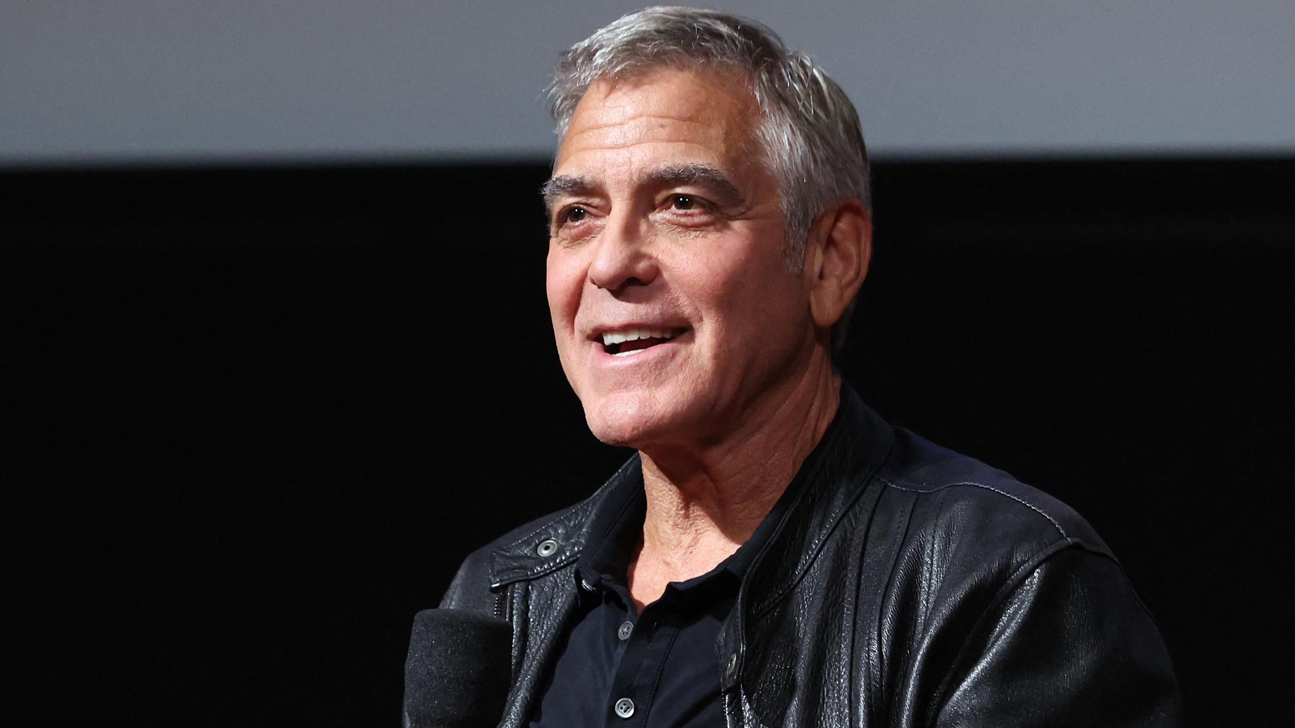 George Clooney a-t-il bénéficié d’un « passe-droit » pour devenir français ? L’embarras du ministère de l’Intérieur