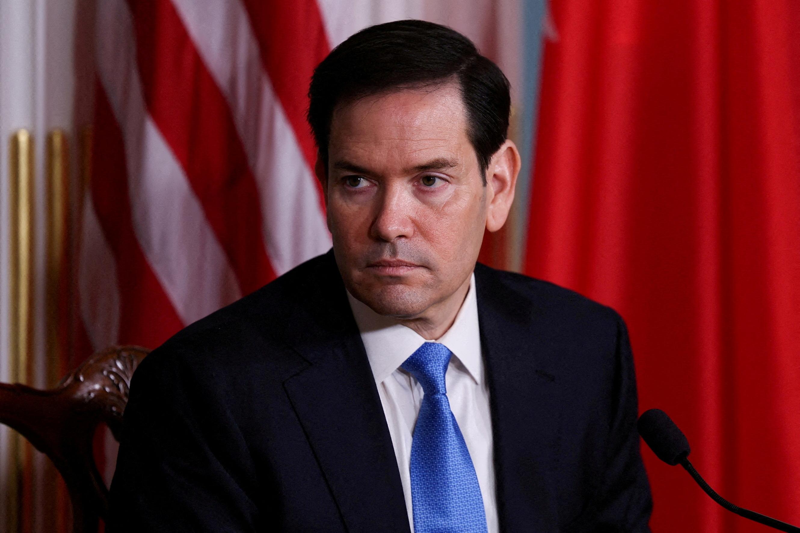 Marco Rubio et Sergueï Lavrov se sont entretenus avant la rencontre de leurs deux présidents en Alaska