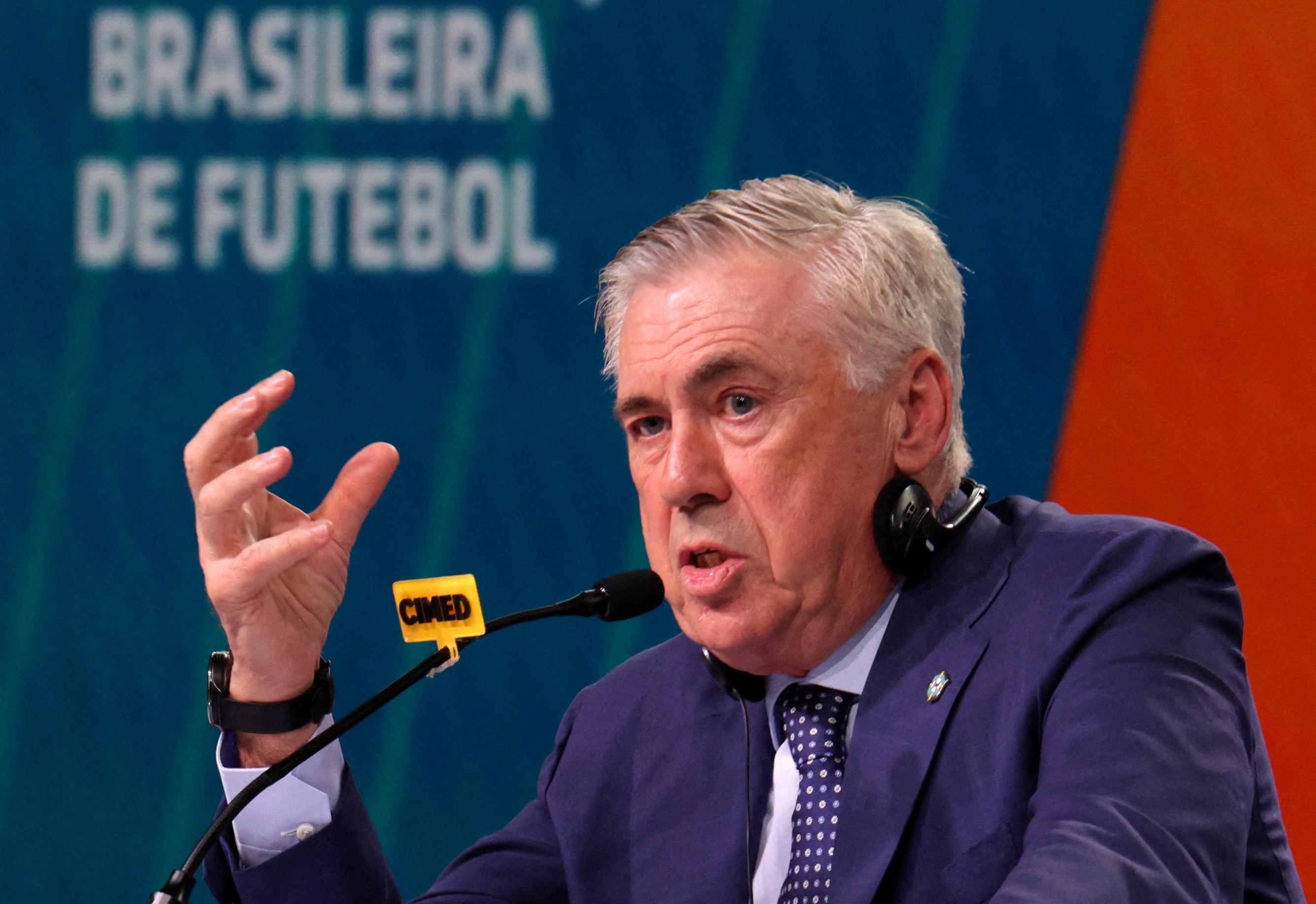 Foot : Ancelotti dévoile sa première liste avec Casemiro mais sans Neymar