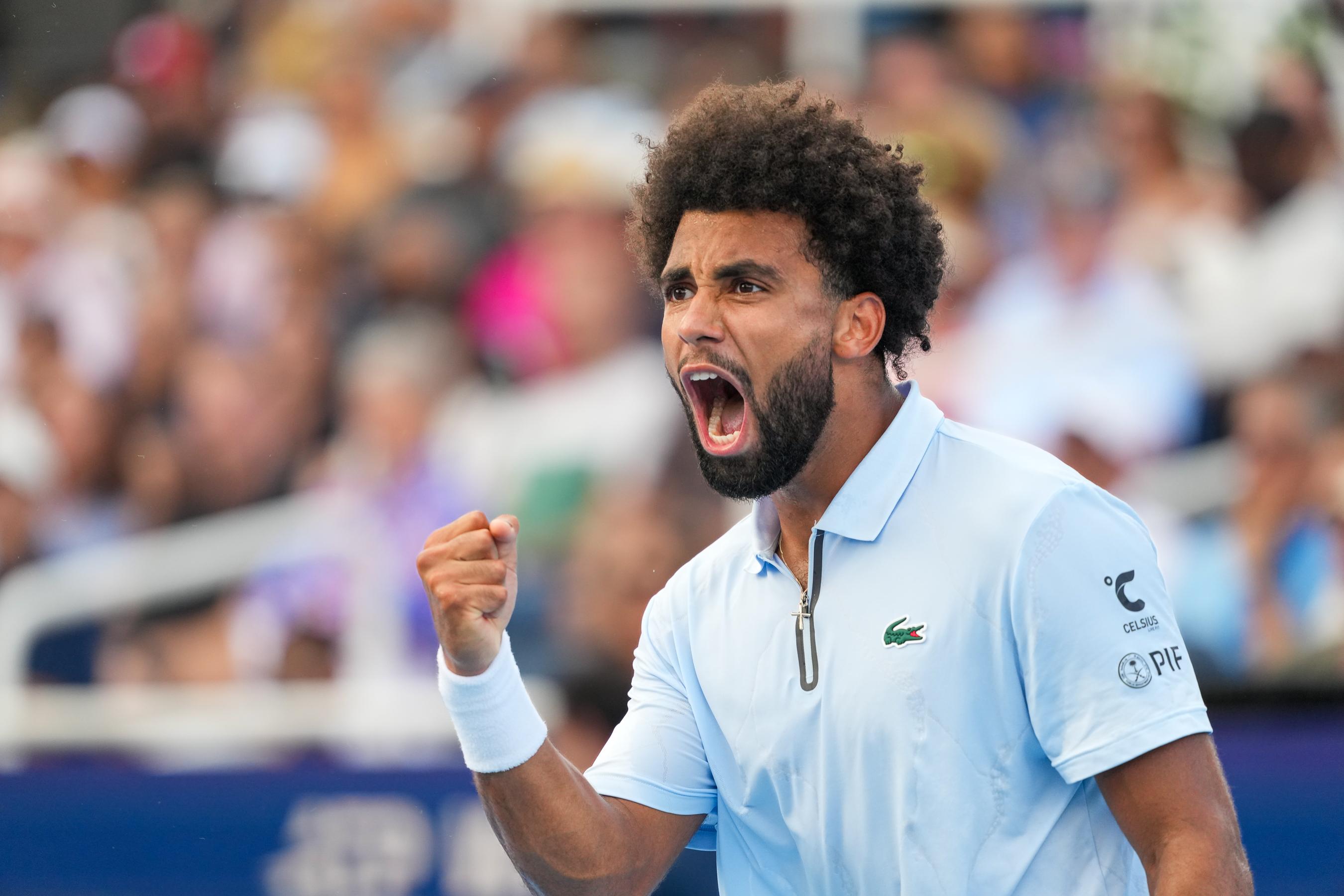 Tennis : un impressionnant Fils domine Tiafoe en 8es de finale à Tokyo
