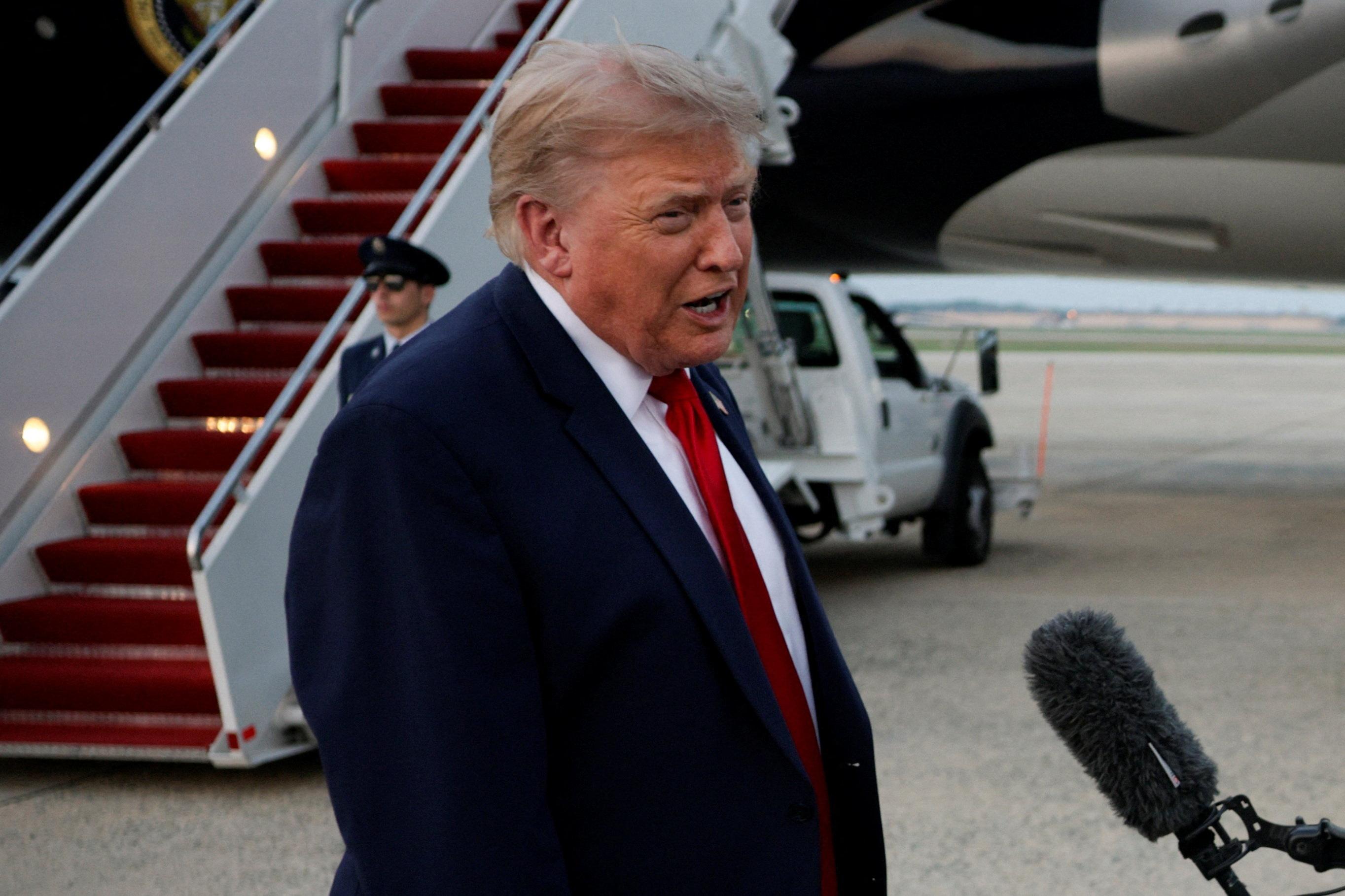 Trump impose 50% de droits de douane supplémentaires sur une série de produits canadiens