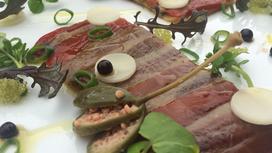 Galette d’anchois poivrons rouges et aubergines