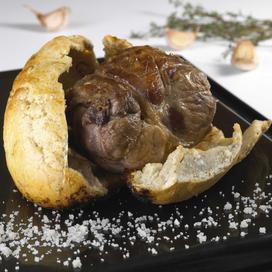 Gigot d’agneau de lait en croûte de sel
