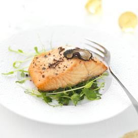 Petit pavé de truite Label Rouge mariné à l’essence de truffe