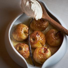 Cookpot de pommes et crème épaisse
