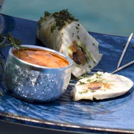 Ballotins de volaille, coulis aux deux tomates