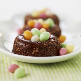 Petits nids croustillants au chocolat, œufs de Pâques