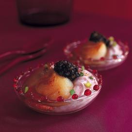 Coupe de Saint-Jacques, betterave et caviar