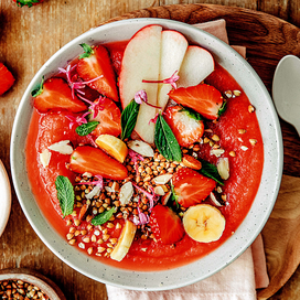 Smoothie bowl à la fraise et à la banane