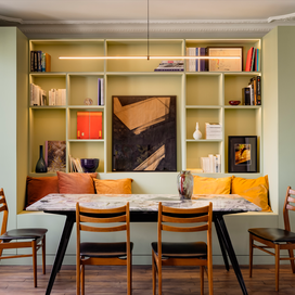 Pour ses clients, l'architecte d'intérieur Thibaud Picard a transformé un appartement montmartrois classique en un espace accueillant et chaleureux en s'inspirant notamment des codes de l'hôtellerie de luxe.