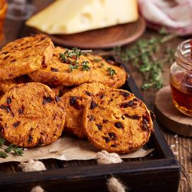 Cookies salés aux tomates séchées et au chorizo