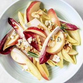 Salade d'endives aux noix et pommes