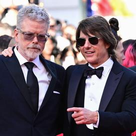 La montée des marches de Tom Cruise fait chavirer Cannes