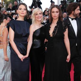 La montée des marches de Léa Drucker pour Dossier 137