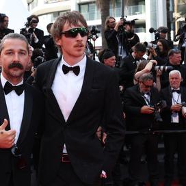 Le tapis rouge de The Phoenician Scheme, de Wes Anderson, enfin du glamour sur les marches de Cannes