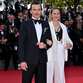 Le tapis rouge de The Phoenician Scheme, de Wes Anderson, enfin du glamour sur les marches de Cannes