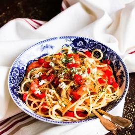 Pâtes aux poivrons et feta